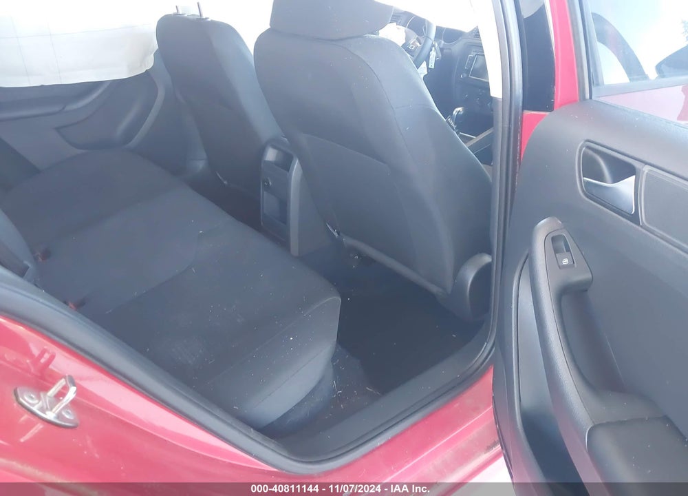 2015 VOLKSWAGEN JETTA 2.0L S VIN: 3VW2K7AJXFM246026