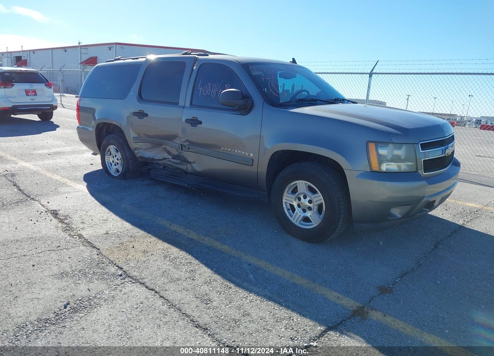 2008 CHEVROLET SUBURBAN 1500 LS VIN: 1GNFC16048R105587