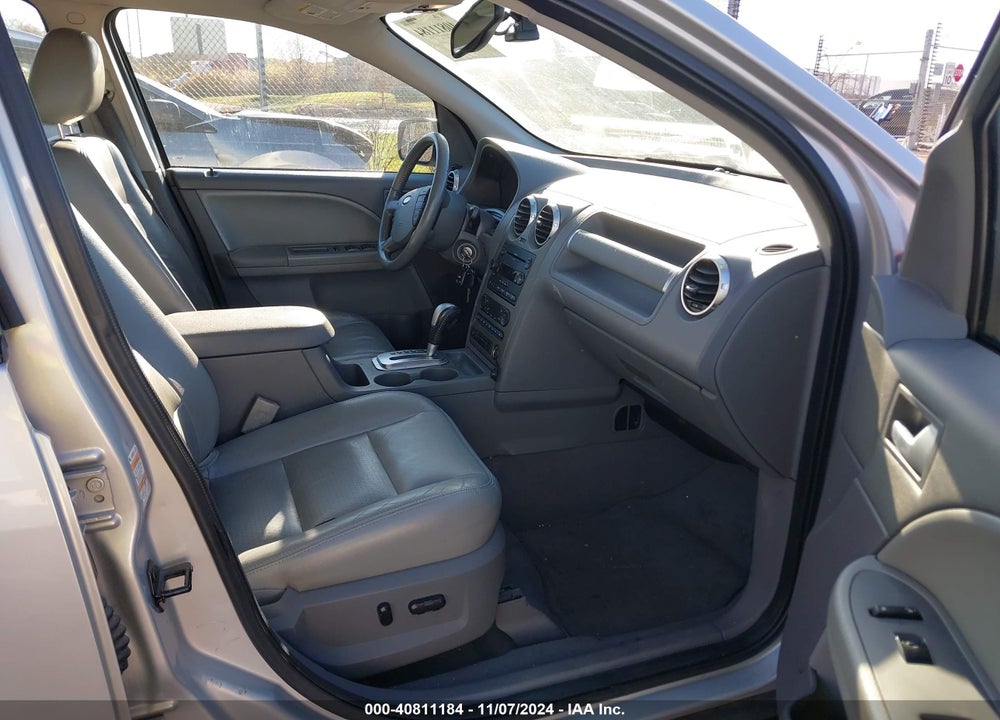 2005 FORD FREESTYLE SEL VIN: 1FMDK051X5GA08596