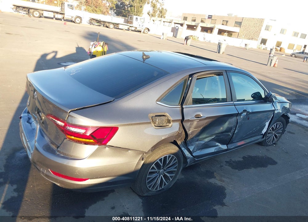 2019 VOLKSWAGEN JETTA 1.4T SEL VIN: 3VWE57BU5KM040135