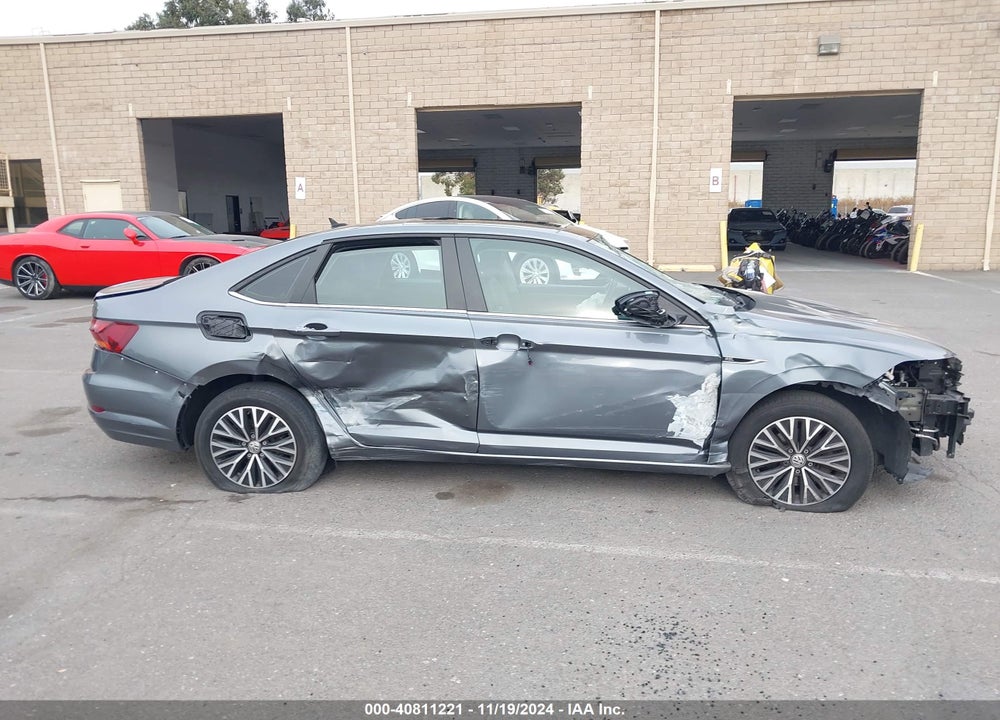 2019 VOLKSWAGEN JETTA 1.4T SEL VIN: 3VWE57BU5KM040135