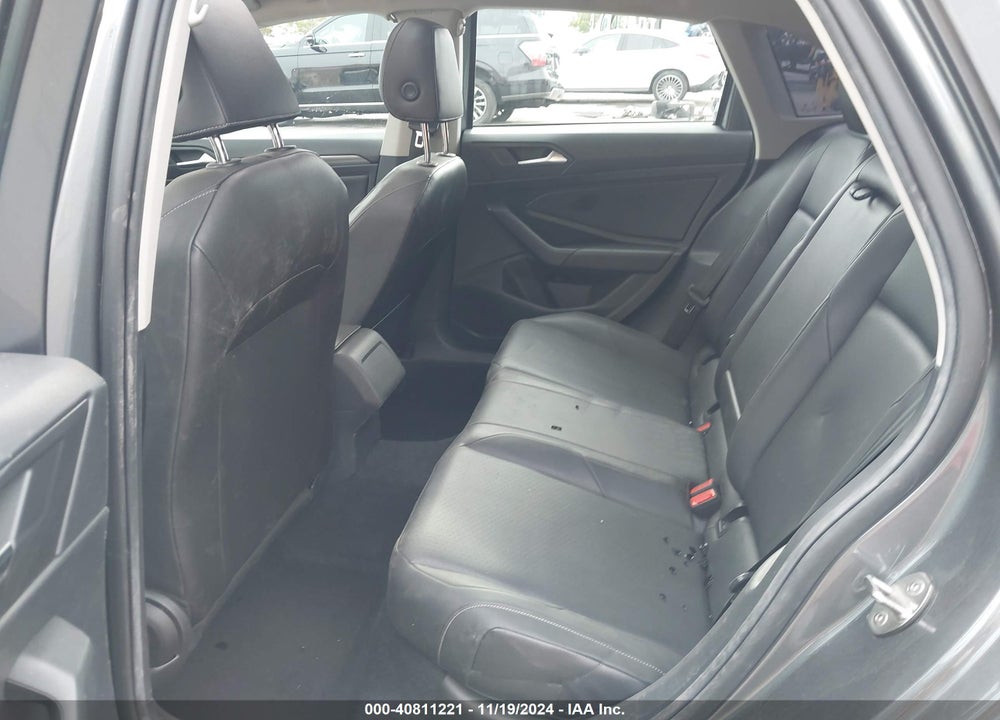 2019 VOLKSWAGEN JETTA 1.4T SEL VIN: 3VWE57BU5KM040135