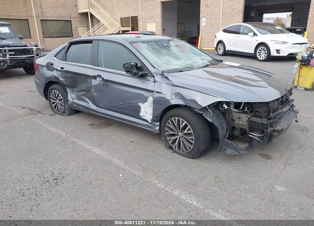 2019 VOLKSWAGEN JETTA 1.4T SEL VIN: 3VWE57BU5KM040135
