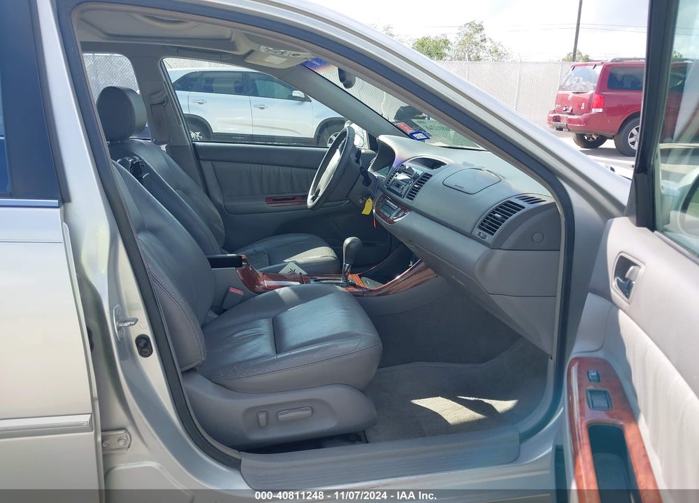 2002 TOYOTA CAMRY XLE V6 VIN: 4T1BF32K52U023580