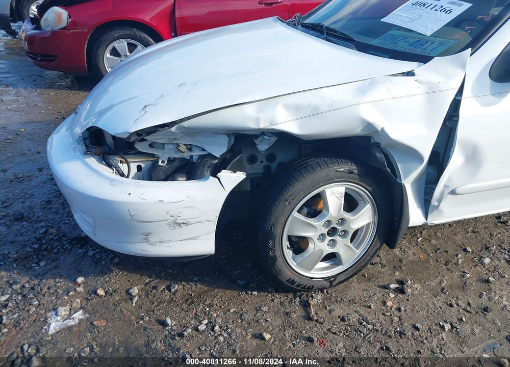 2002 CHEVROLET CAVALIER LS VIN: 1G1JF524527217272