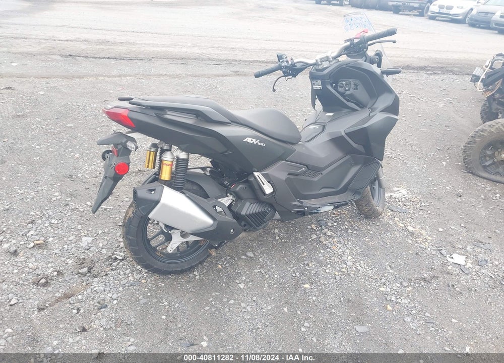 2025 HONDA ADV160 A VIN: MLHKF5452S5100095