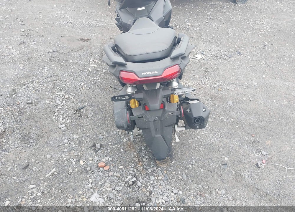 2025 HONDA ADV160 A VIN: MLHKF5452S5100095