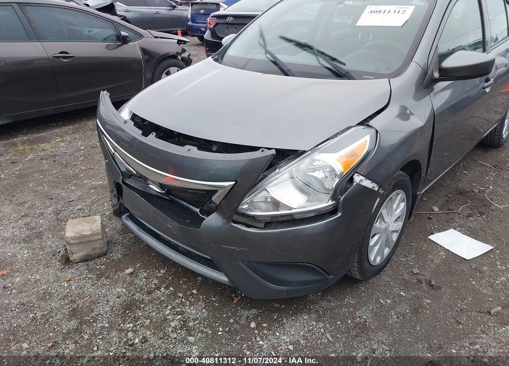 2019 NISSAN VERSA 1.6 S+ VIN: 3N1CN7AP2KL801623