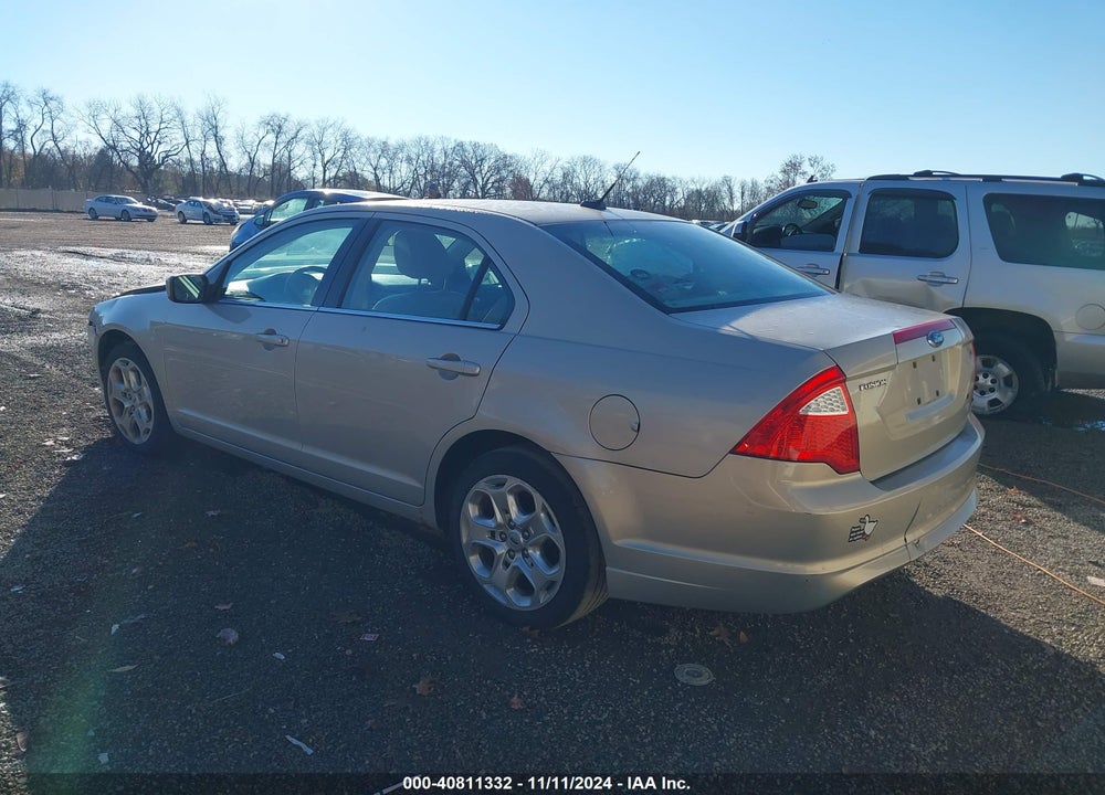 2010 FORD FUSION SE VIN: 3FAHP0HA0AR147308