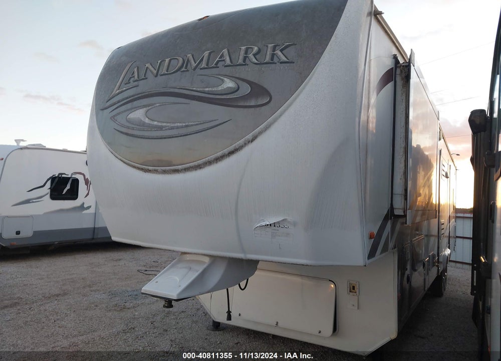 2012 HEARTLAND LANDMARK VIN: 5SFBG4029CE241444