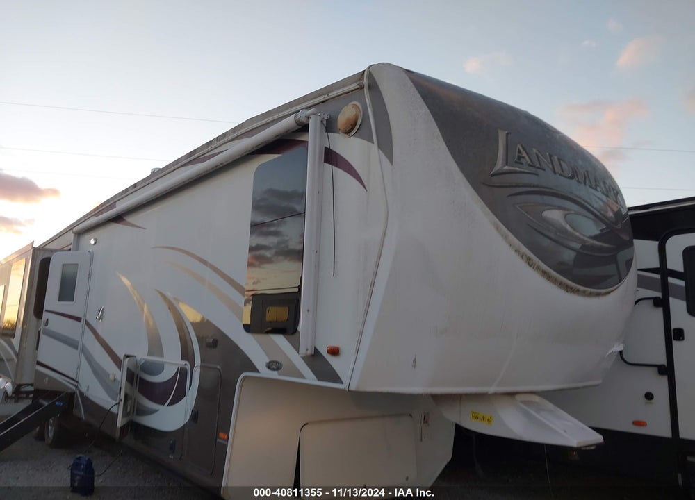 2012 HEARTLAND LANDMARK VIN: 5SFBG4029CE241444