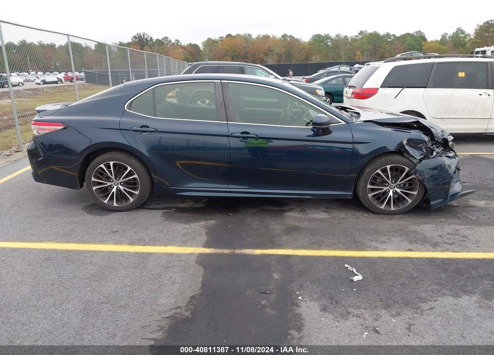 2018 TOYOTA CAMRY SE VIN: JTNB11HK3J3024810