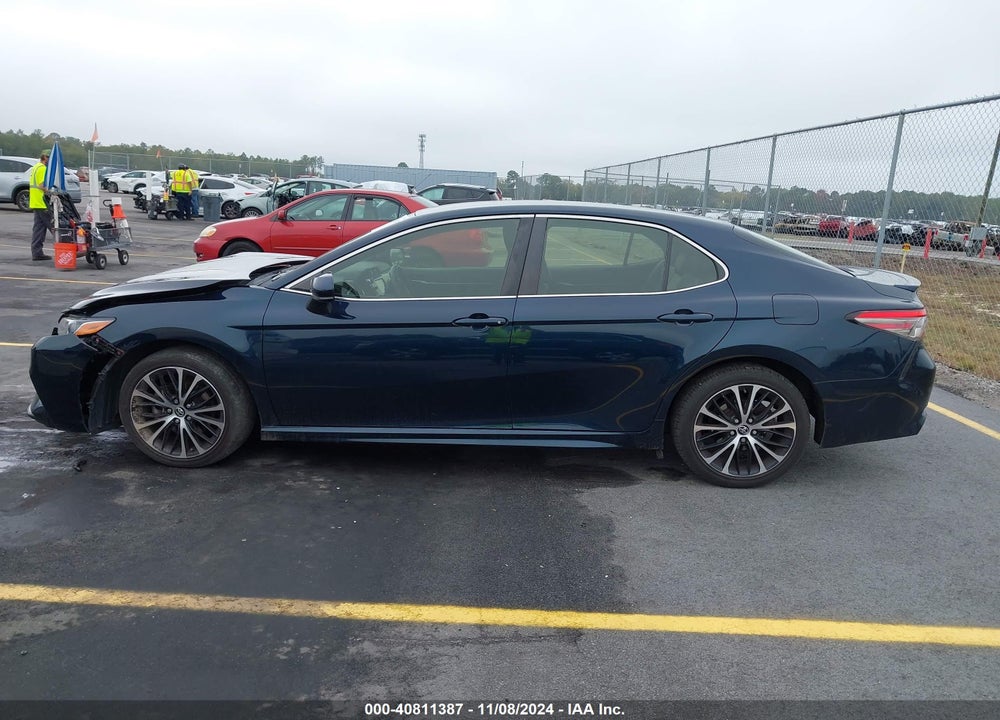 2018 TOYOTA CAMRY SE VIN: JTNB11HK3J3024810