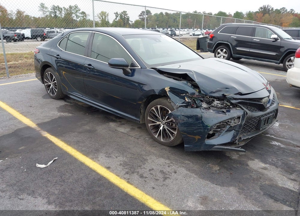 2018 TOYOTA CAMRY SE VIN: JTNB11HK3J3024810