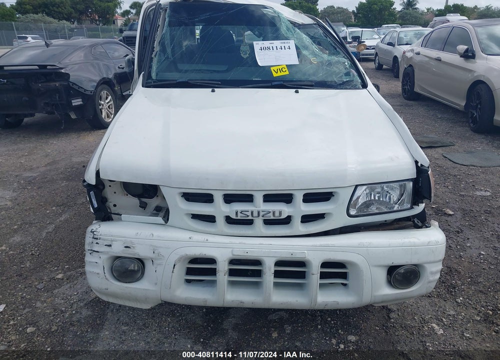 2002 ISUZU RODEO LS 3.2L V6/LSE 3.2L V6/S 3.2L V6 VIN: 4S2CK58W024318052