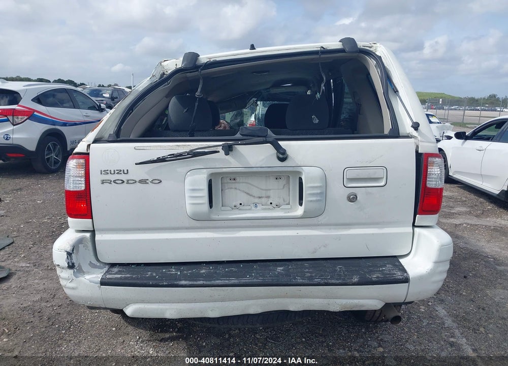 2002 ISUZU RODEO LS 3.2L V6/LSE 3.2L V6/S 3.2L V6 VIN: 4S2CK58W024318052