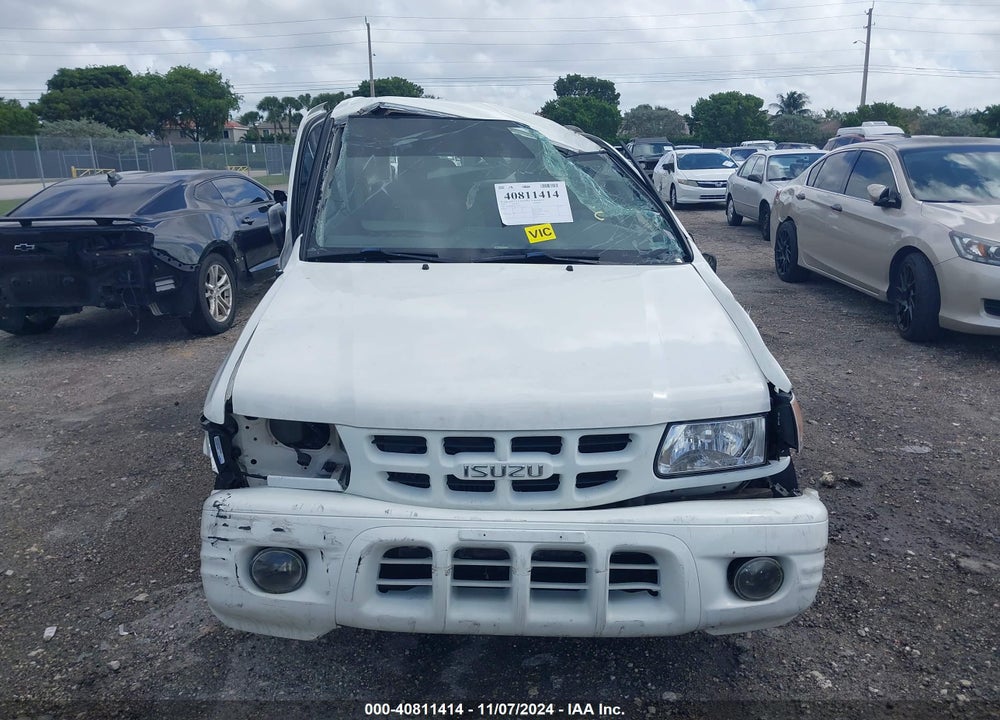 2002 ISUZU RODEO LS 3.2L V6/LSE 3.2L V6/S 3.2L V6 VIN: 4S2CK58W024318052