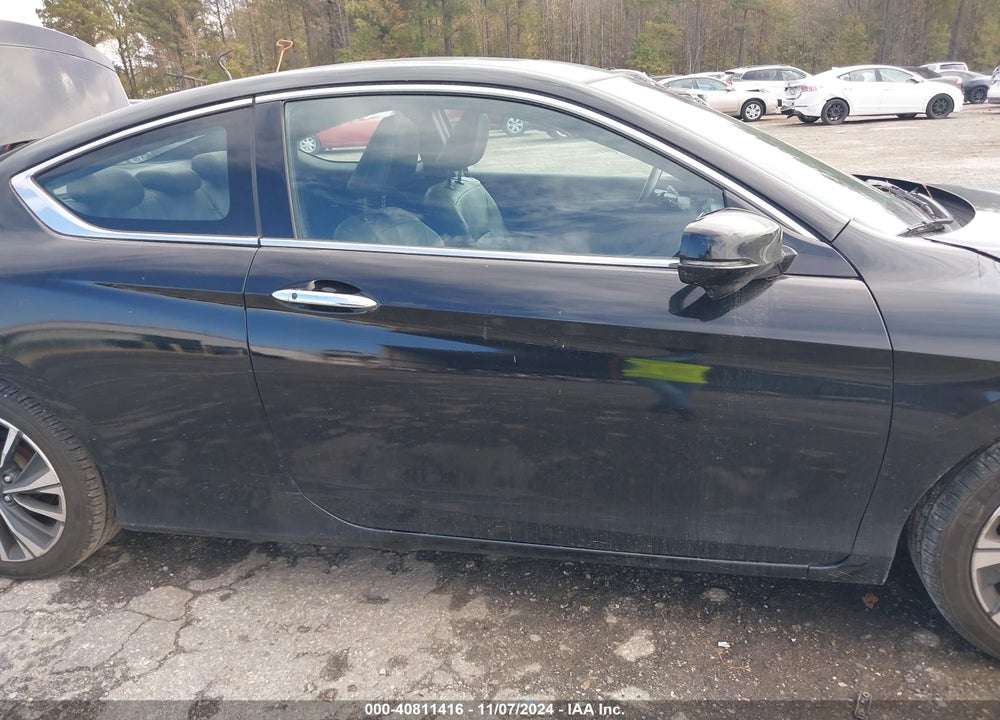 2017 HONDA ACCORD EX-L V6 VIN: 1HGCT2B83HA000245