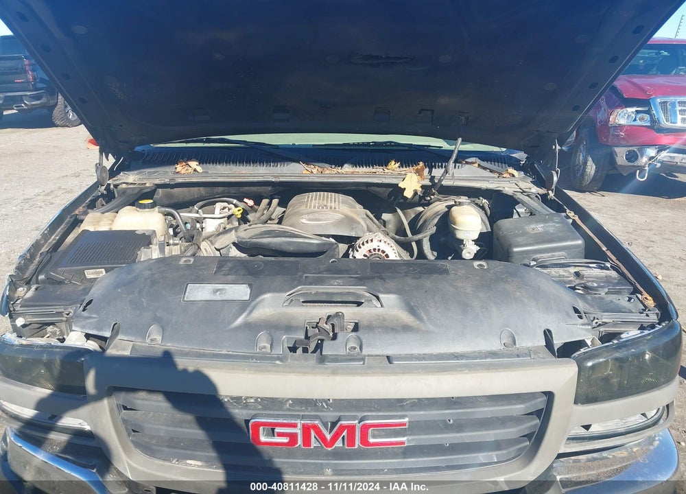2005 GMC SIERRA 1500 SLT VIN: 2GTEK13T151337994