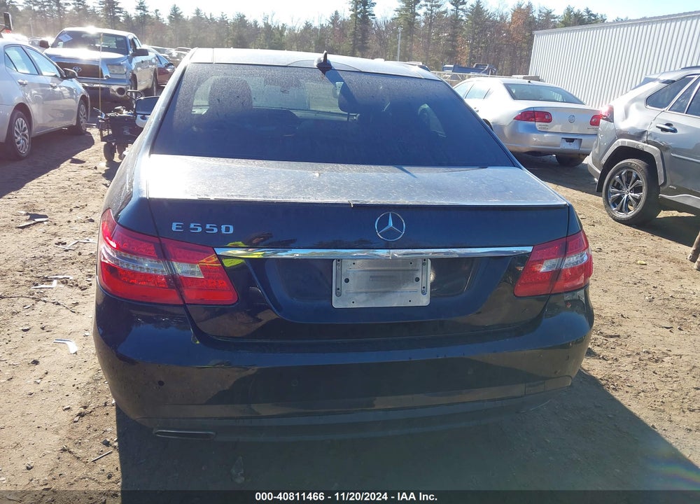 2011 MERCEDES-BENZ E 550 VIN: WDDHF7CB1BA381397
