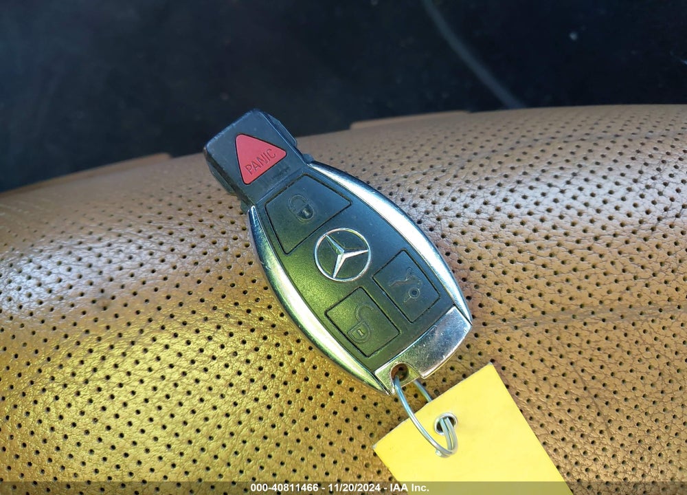 2011 MERCEDES-BENZ E 550 VIN: WDDHF7CB1BA381397