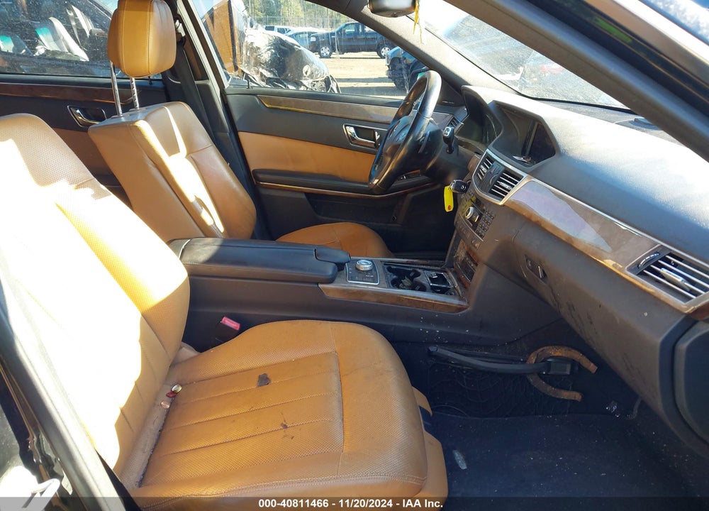 2011 MERCEDES-BENZ E 550 VIN: WDDHF7CB1BA381397