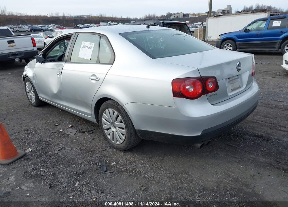 2010 VOLKSWAGEN JETTA S VIN: 3VWJZ7AJ8AM089435