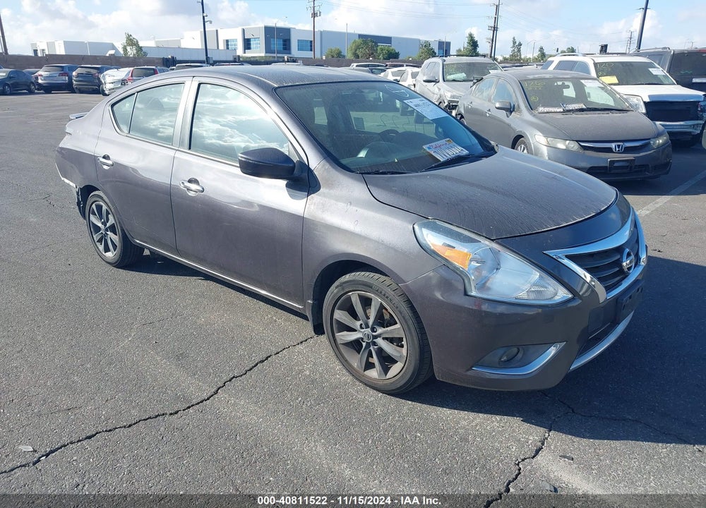 2015 NISSAN VERSA 1.6 SL VIN: 3N1CN7AP3FL801586