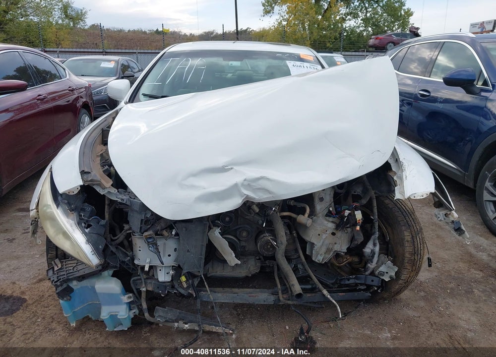 2011 INFINITI M37X VIN: JN1BY1AR9BM372522