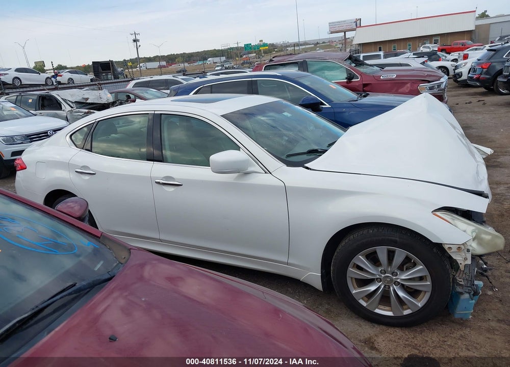 2011 INFINITI M37X VIN: JN1BY1AR9BM372522