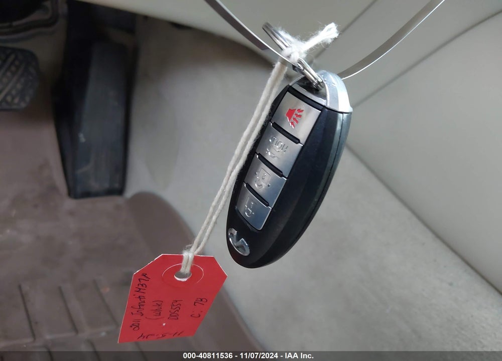 2011 INFINITI M37X VIN: JN1BY1AR9BM372522