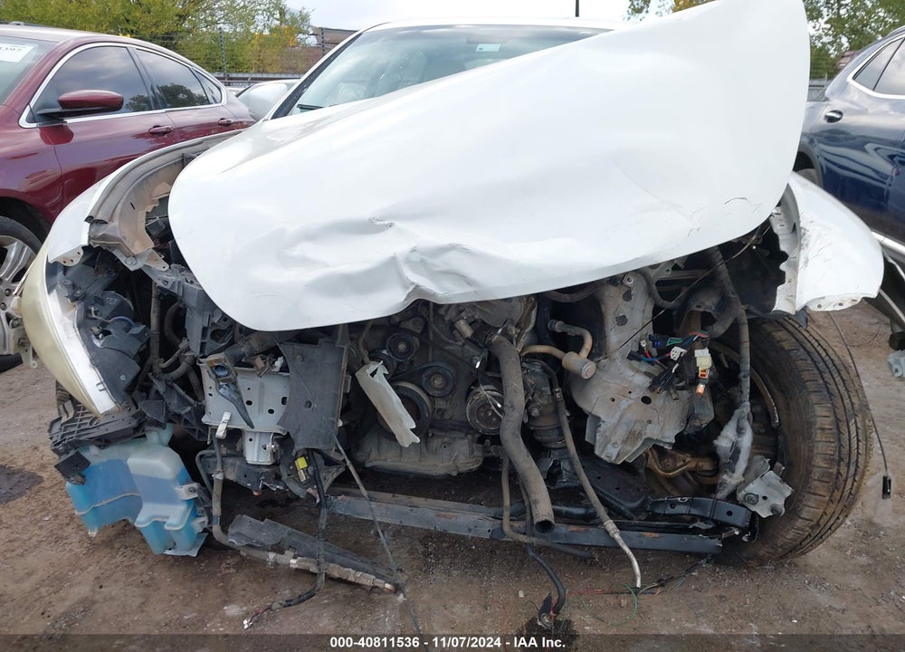 2011 INFINITI M37X VIN: JN1BY1AR9BM372522