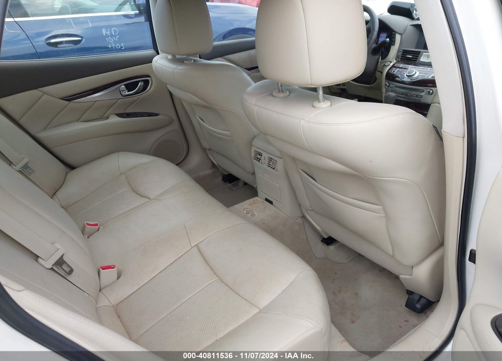 2011 INFINITI M37X VIN: JN1BY1AR9BM372522