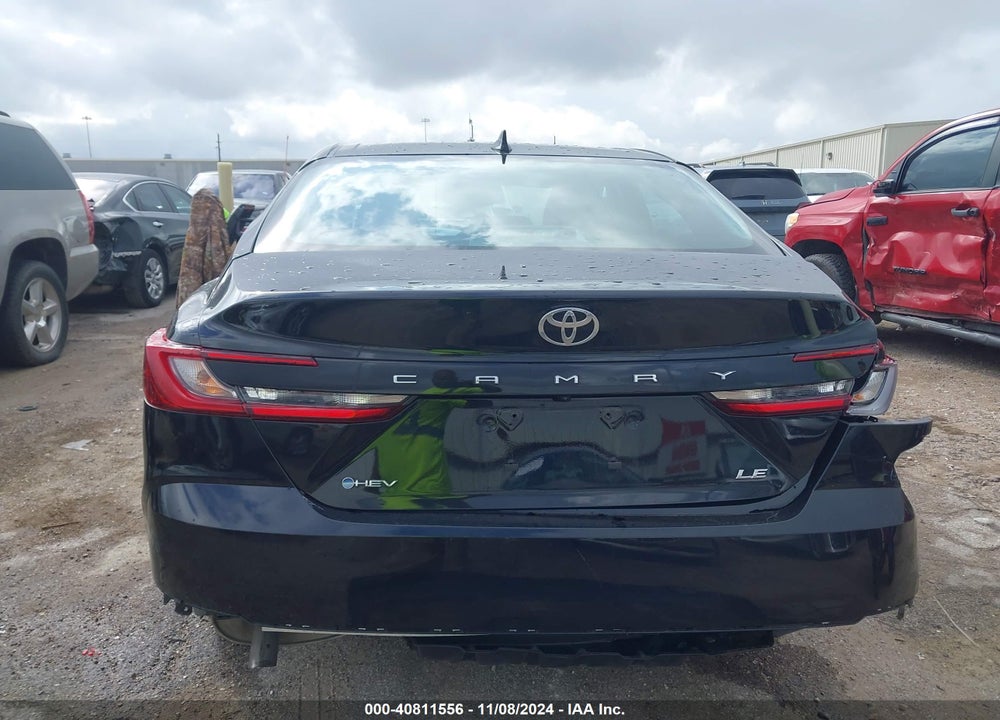 2025 TOYOTA CAMRY LE VIN: 4T1DAACK1SU525576