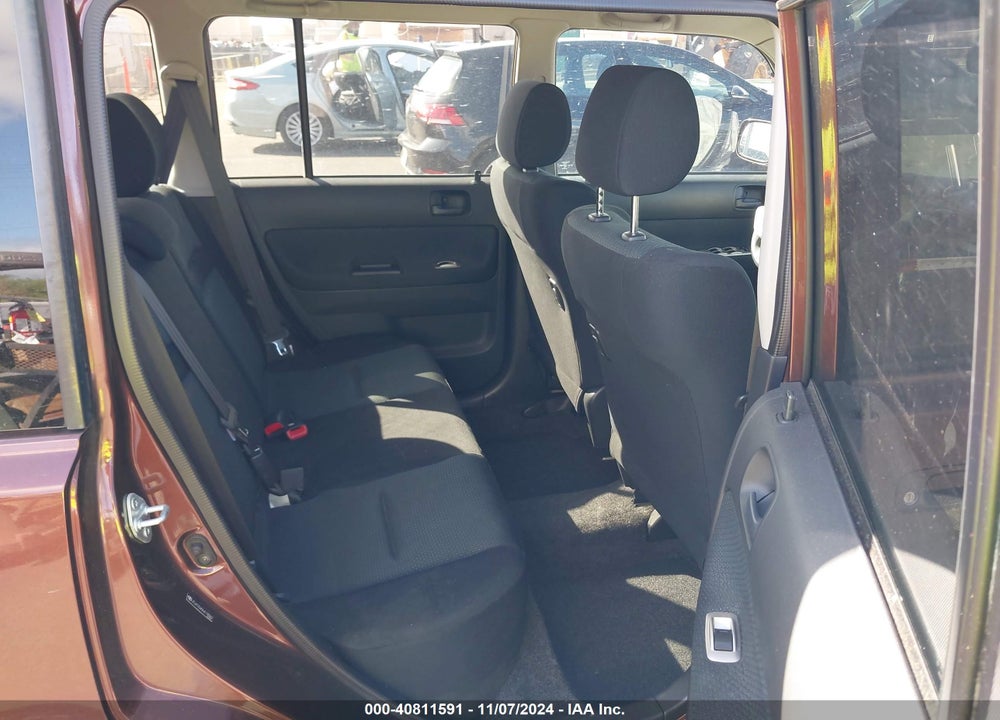 2006 SCION XB VIN: JTLKT324964118362