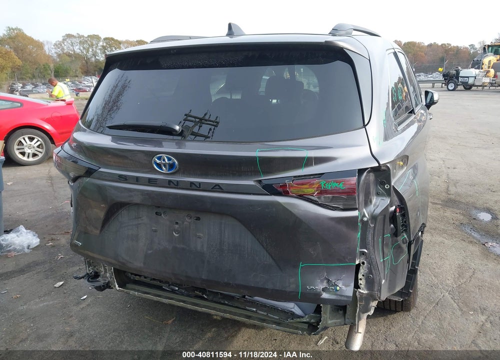 2023 TOYOTA SIENNA LE VIN: 5TDKSKFC8PS077495