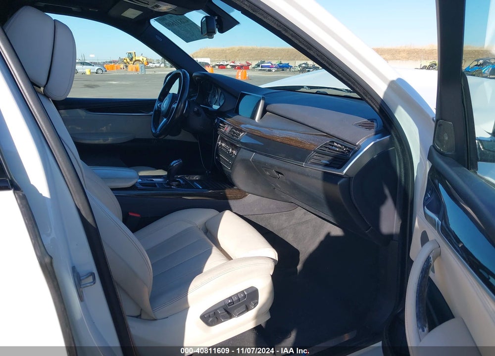 2014 BMW X5 SDRIVE35I VIN: 5UXKR2C59E0H32072