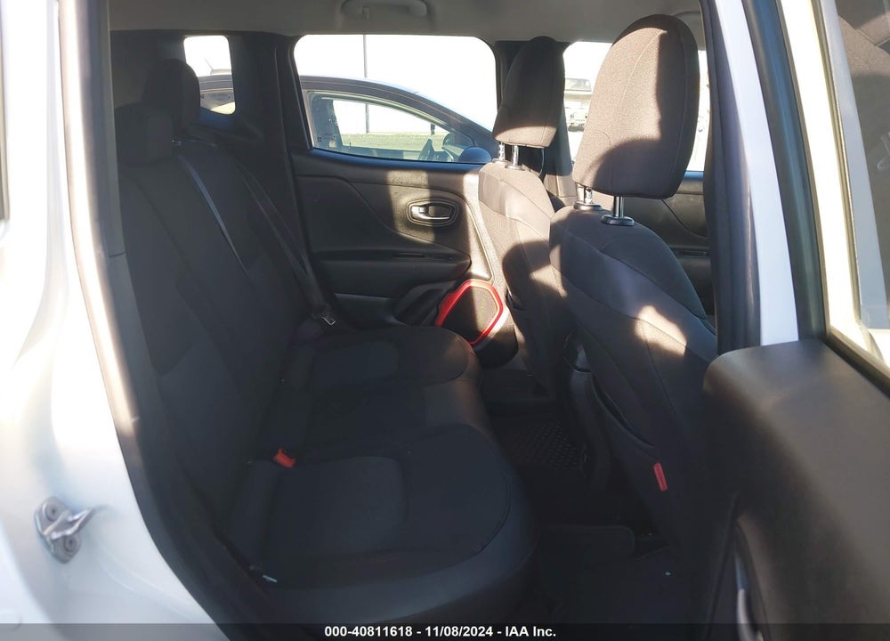 2017 JEEP RENEGADE TRAILHAWK 4X4 VIN: ZACCJBCBXHPG60832