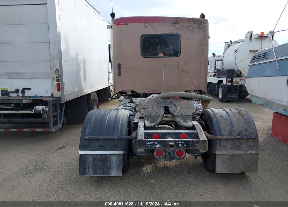 2015 FREIGHTLINER CORONADO VIN: 3AKBGYBG0FDGE9141