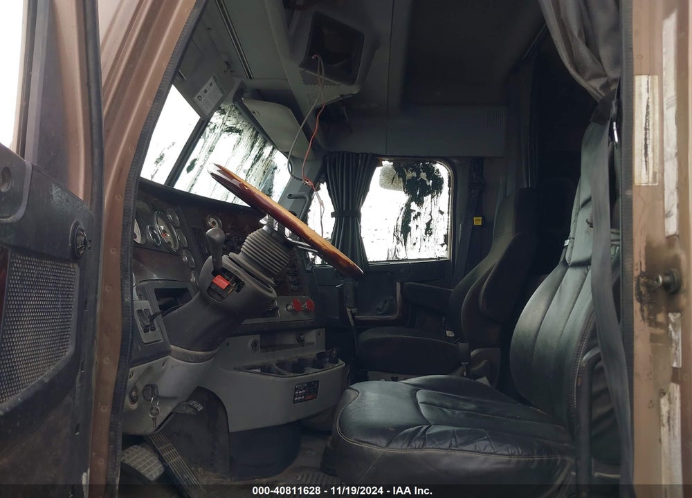 2015 FREIGHTLINER CORONADO VIN: 3AKBGYBG0FDGE9141