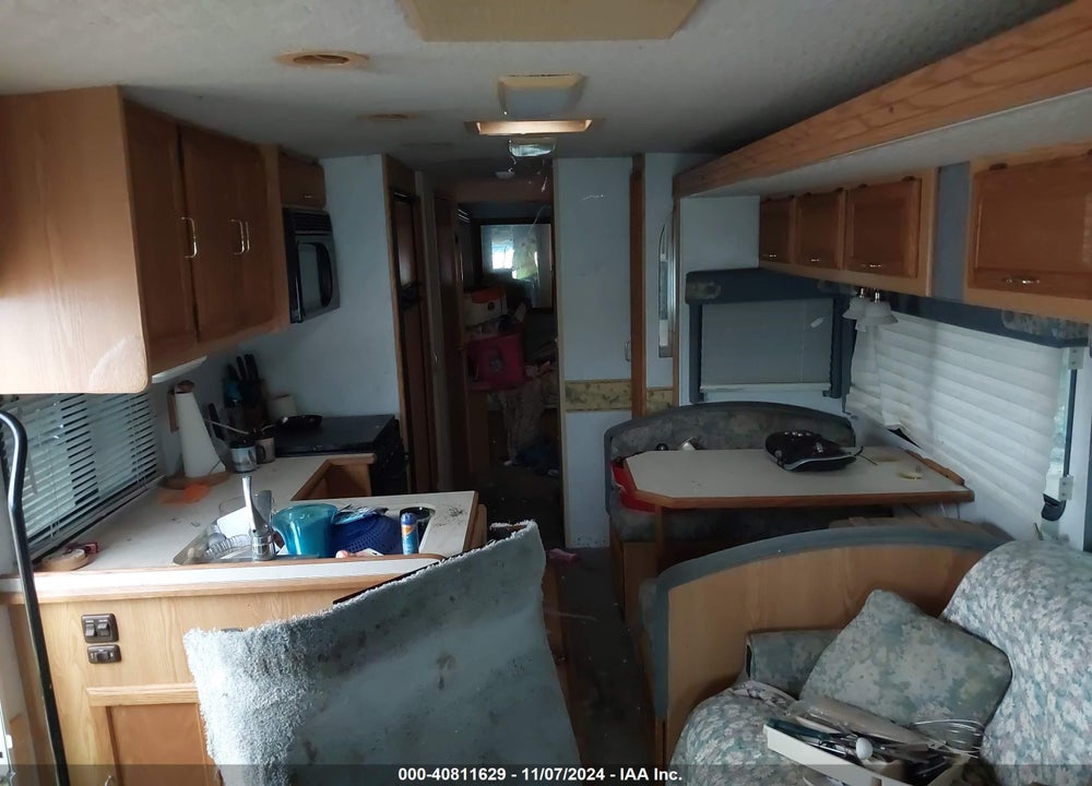 2002 WORKHORSE CUSTOM CHASSIS WINNEBAGO BRAVE MOTORHOME VIN: 5B4LP57G023342130