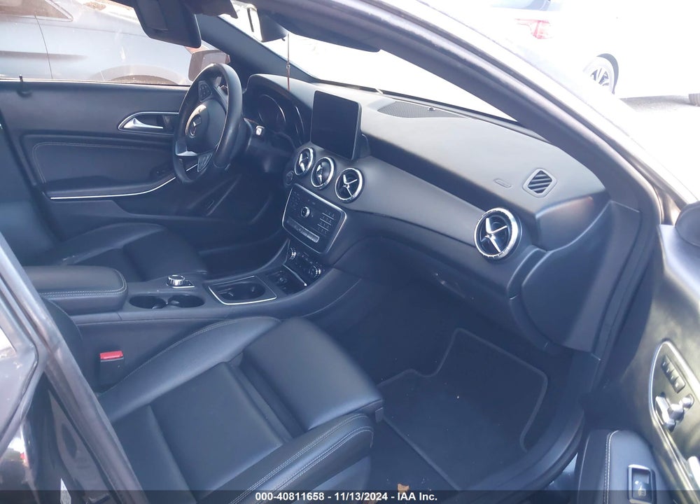 2018 MERCEDES-BENZ CLA 250 4MATIC VIN: WDDSJ4GB8JN631903