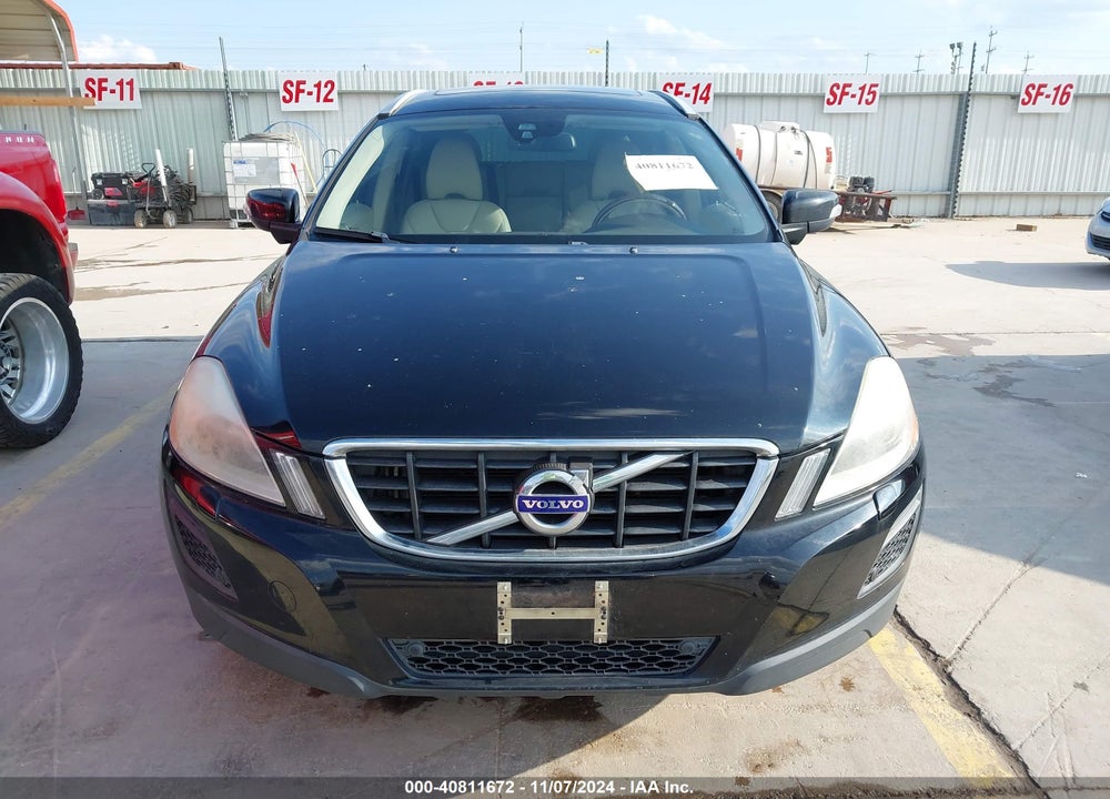 2013 VOLVO XC60 T6 VIN: YV4902DZ8D2427896