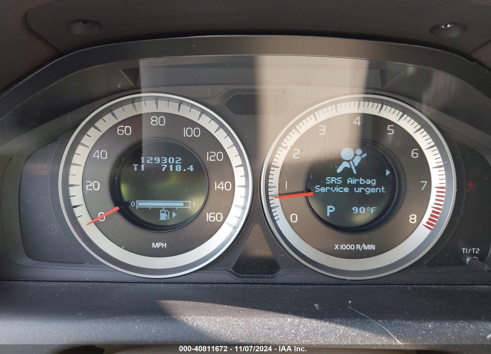 2013 VOLVO XC60 T6 VIN: YV4902DZ8D2427896