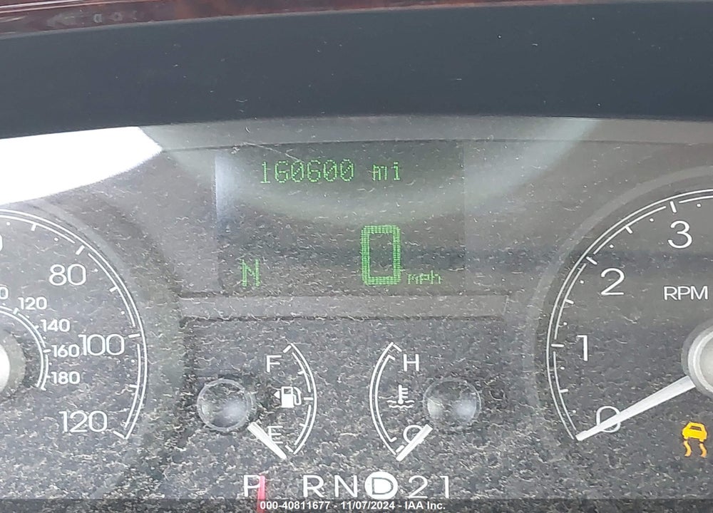 2006 LINCOLN TOWN CAR VIN: 1LNHM81V86Y640608