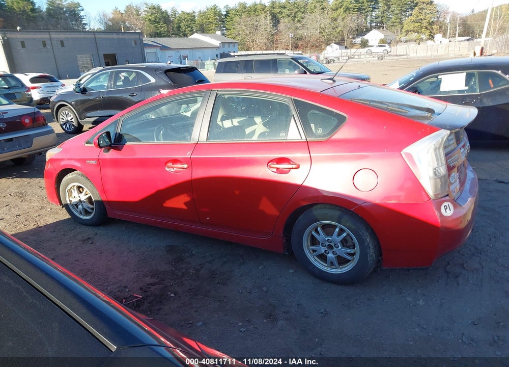 2011 TOYOTA PRIUS THREE VIN: JTDKN3DU4B5312093