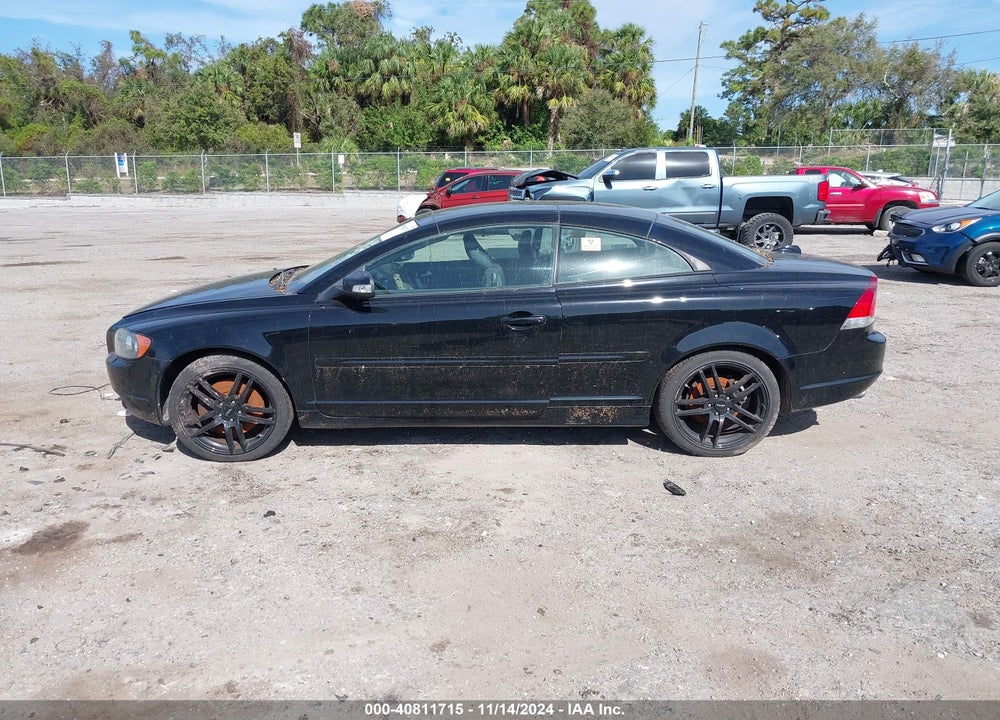2009 VOLVO C70 T5 VIN: YV1MC67289J071497