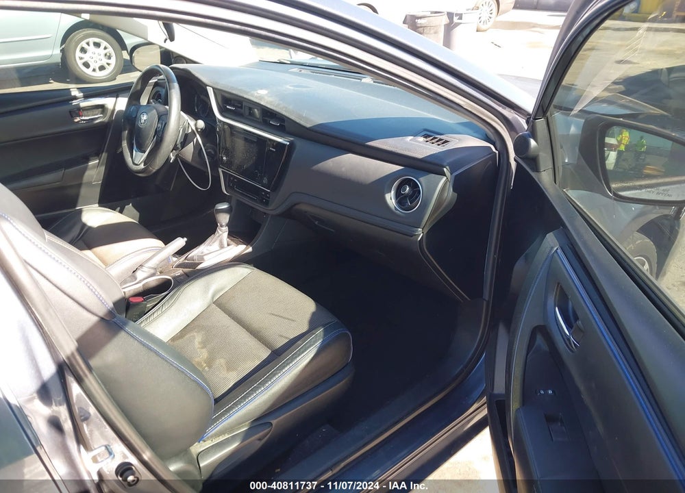 2017 TOYOTA COROLLA SE VIN: 5YFBURHE3HP698333