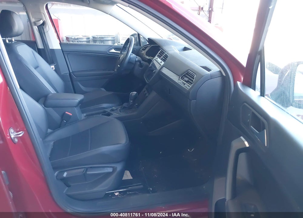 2019 VOLKSWAGEN TIGUAN 2.0T SE/2.0T SEL/2.0T SEL R-LINE/2.0T SEL R-LINE BLACK VIN: 3VV2B7AX0KM020998