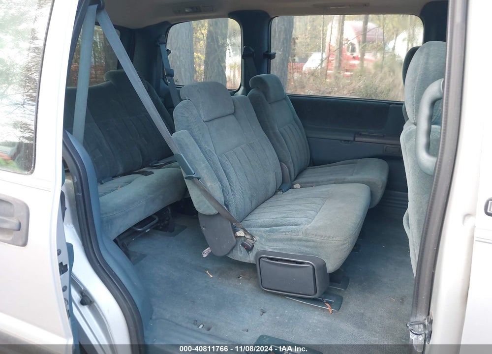 1998 CHEVROLET VENTURE VIN: 1GNDU06E0WD285171